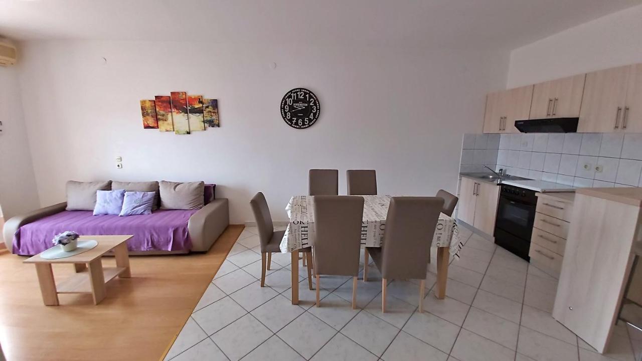 Apartments Zvone Omiš Εξωτερικό φωτογραφία